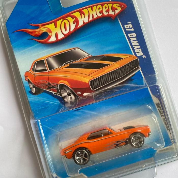 HOTWEELS 67 CAMARO MUSCLE MANIA ORANGE RARE ITEM OPEN HOOD