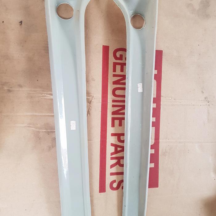 Garnis/Cover Tiang Kaca Depan Pillar A Panther Grand Royale/Hi-Sporty Code Ris31