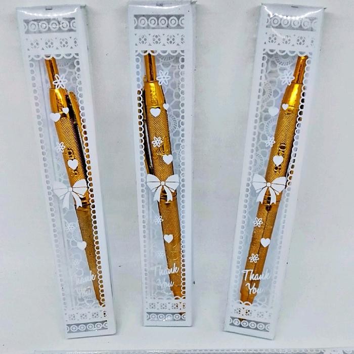 

ISI 50 SOUVENIR PERNIKAHAN PULPEN EMAS KEMAS MIKA