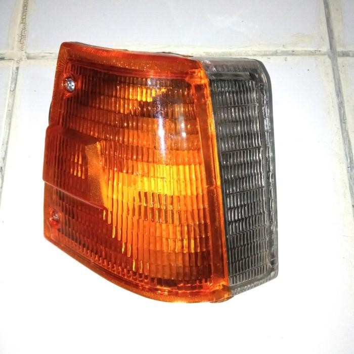 Lampu Sein Sen Depan Mazda Familia 323 Bd - Taiwan