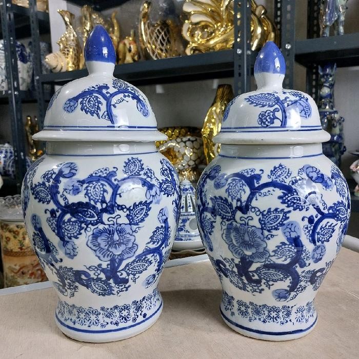 guci tutup keramik biru putih/ tochin keramik biruputih