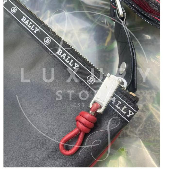 LUURY STORE Tas Bally Harvey Strap Slingbag Bally Pria Crossdy Bag al