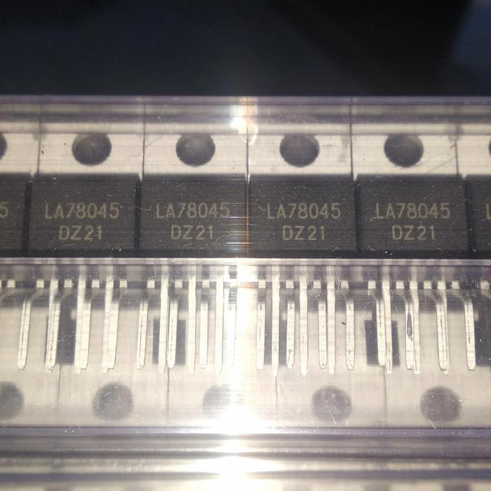 IC Vertikal LA 78045 IC LA78045