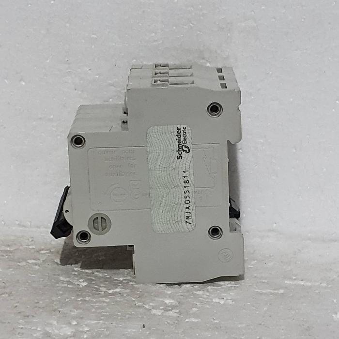 PROMO MCB MULTI9/MULTI 9 MERLIN GERIN NC45A C6 3P 6A