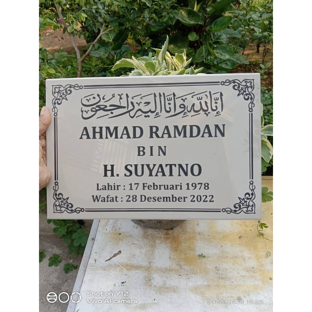 [ ONGKIR TERMURAH ] BATU NISAN GRANIT ~ LEMPENGAN BATU NISAN 20x30