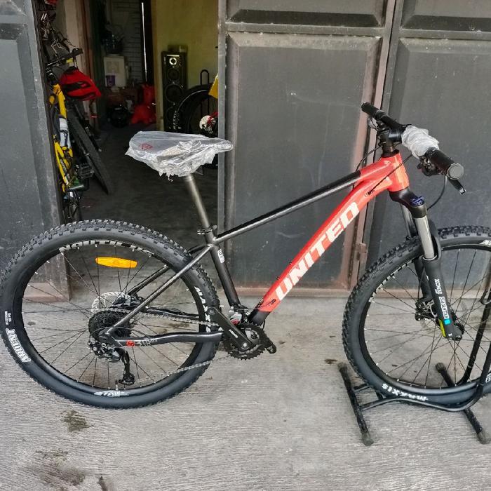 united clovis 3.1 ukuran S 29er