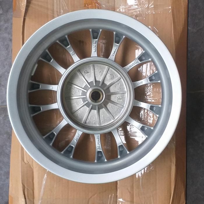 Velg belakang Vespa sprint