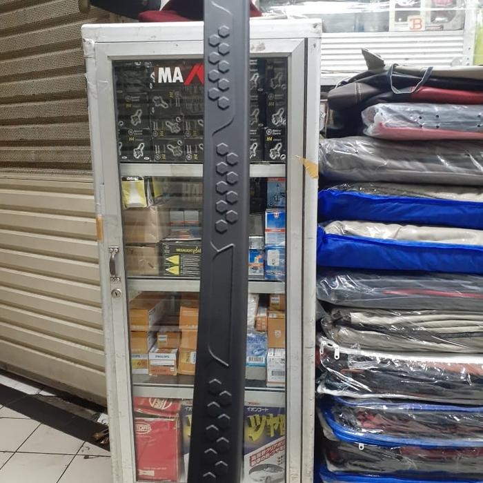 Sill Plate Belakang Mobil Xpander