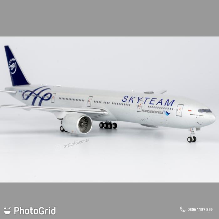 Garuda Indonesia Boeing 777-300er PK-GII Skyteam Livery NG Model 1:400