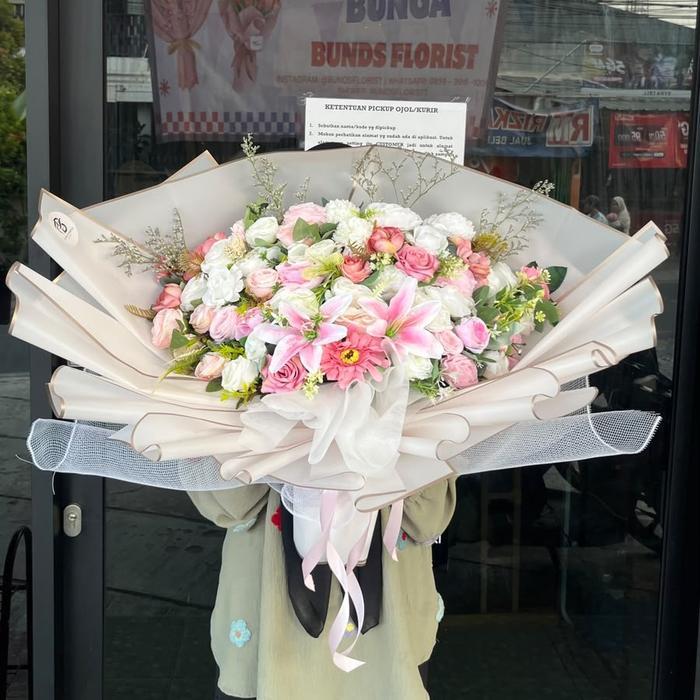 READY Large Artificial Bouquet 50 Tangkai Bunga Palsu Baca Deskripsi