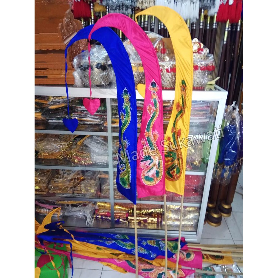 >>>>>] Dekorasi kain umbul umbul gambar naga bali