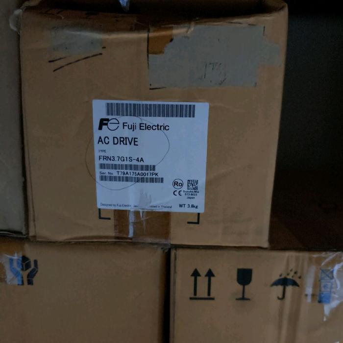 FRN3.7G1S-4A FUJI ELECTRIC INVERTER VSD 3.7KW 3PHASE 380VAC