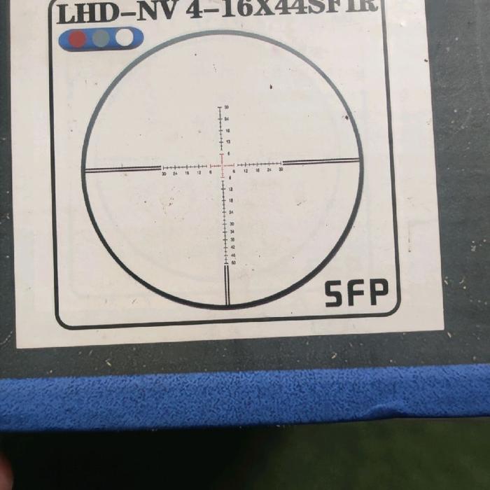 Teleskop Discovery LHD NV 4-16X44 SFIR SFP