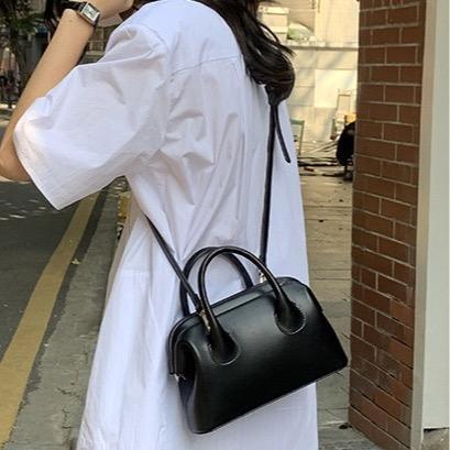 Age Free Bags - Clara - Cocok Untuk Hangout - Korean Style Hitam Kulit