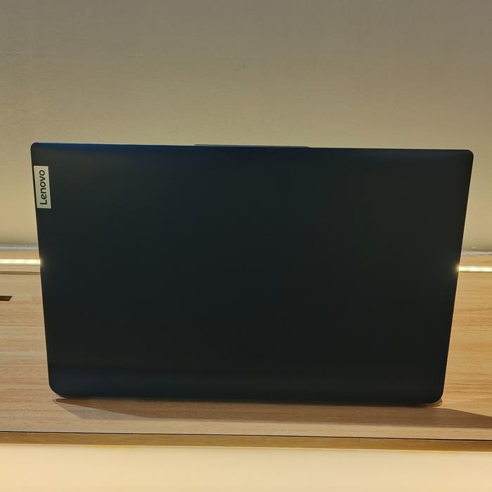BARU Laptop Baru Lenovo Ideapad Slim 1 AMD Ryzen 3 7320 8Cpus up to 4.1Ghz