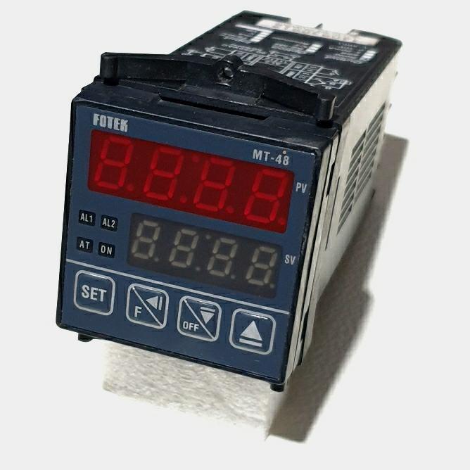temperature controller FOTEK MT-48 output : relay