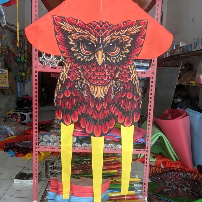 LAYANGAN KAIN LIPAT CELEPUK