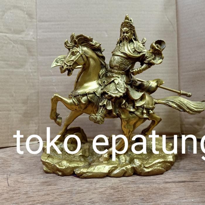 patung kwan kung kwan kong guan yu naik kuda 8 inch kuningan - 01