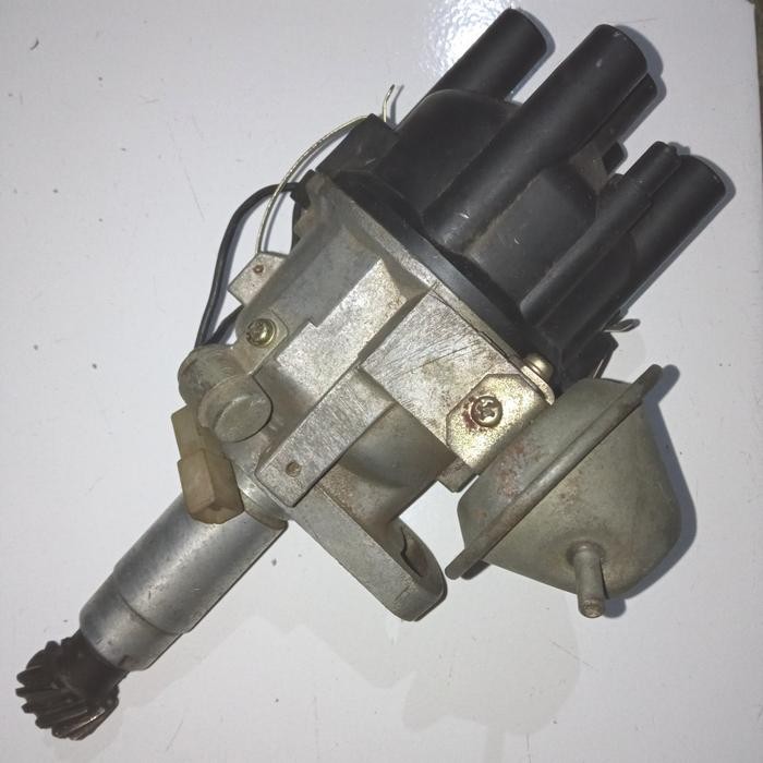 Delco Assy Mobil Mazda 808