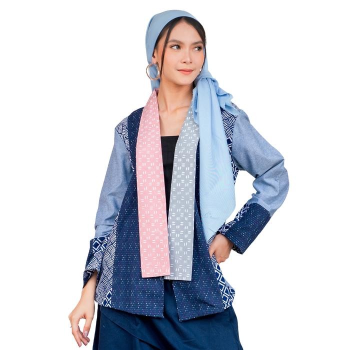 Blazer Batik Wanita - Bhatara Batik Kriya - Lengan Panjang