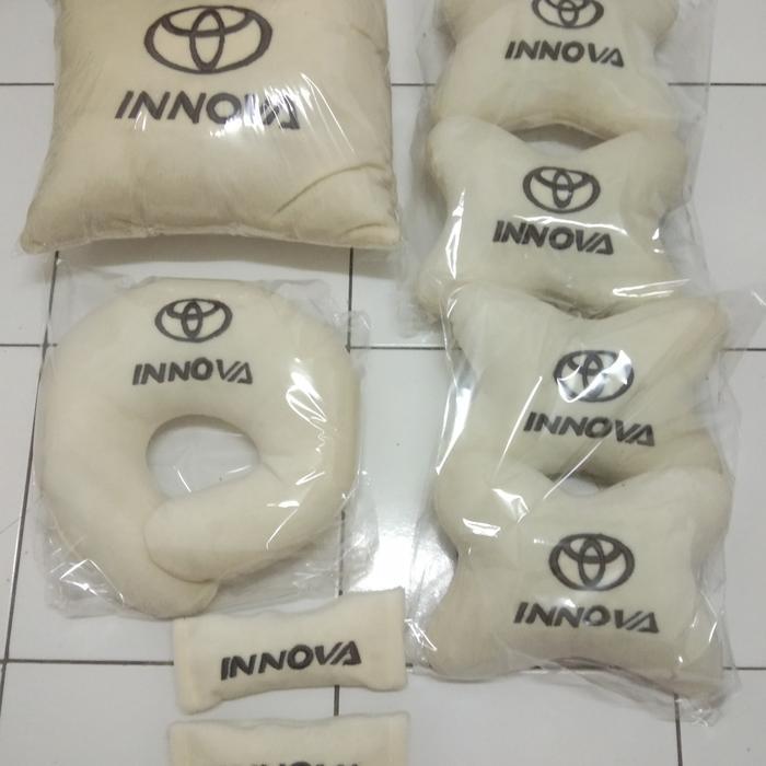 Bantal Mobil Headrest Innova