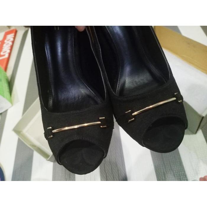 Preloved Sepatu Heels Wanita Vnc Peep Toe Black Size 4 Size 35