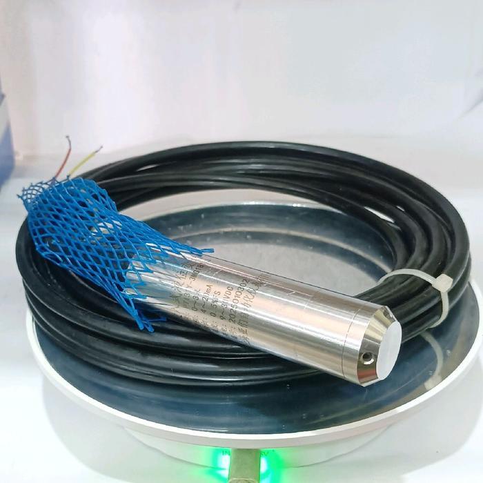 LIQUID LEVEL TRANSMITER PT131Y-3MG1B1L5