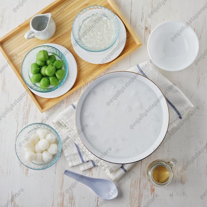 LEZAT" ES JELLY KELAPA MUTIARA/ES JELLY COCONUT/DESSERT ES JELLY KELAPA