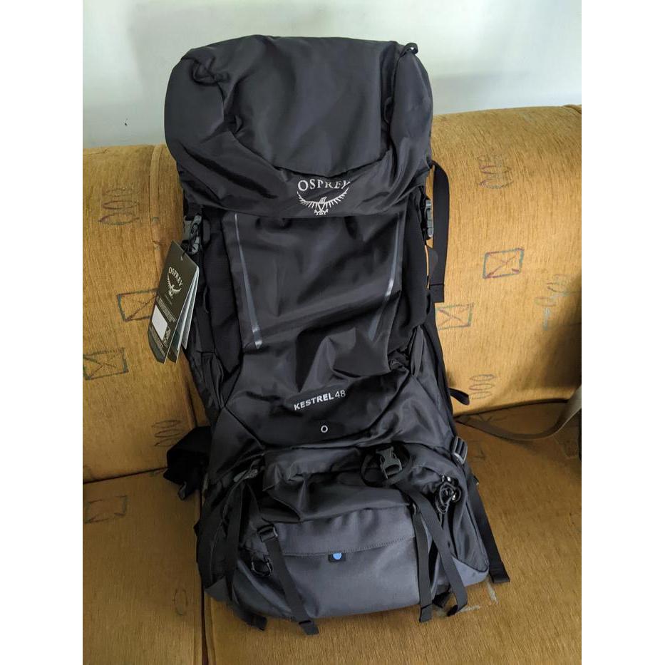 Osprey Kestrel 48 hitam black