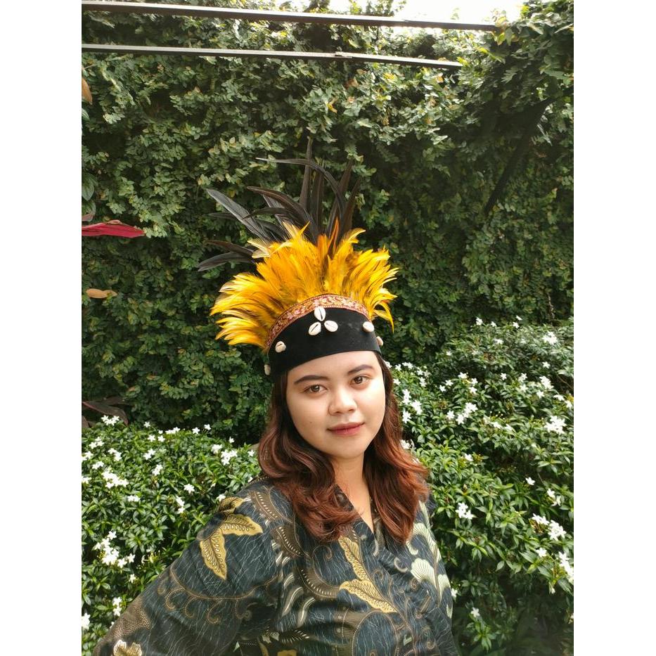 Hiasan Kepala Topi Adat Papua Kerang Coklat Merah Terlaris