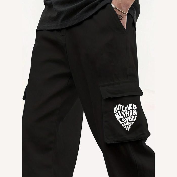 m0np Synthesis Expertise Celana Panjang Cargo Bahan Fleece But Love Is Blind Cargo Fleece