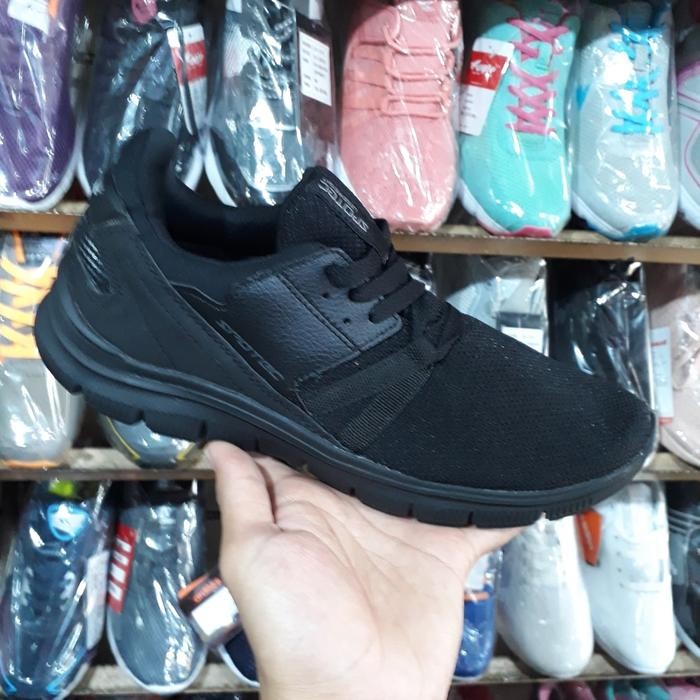 sepatu sneakers hitam polos SPOTEC hexa original