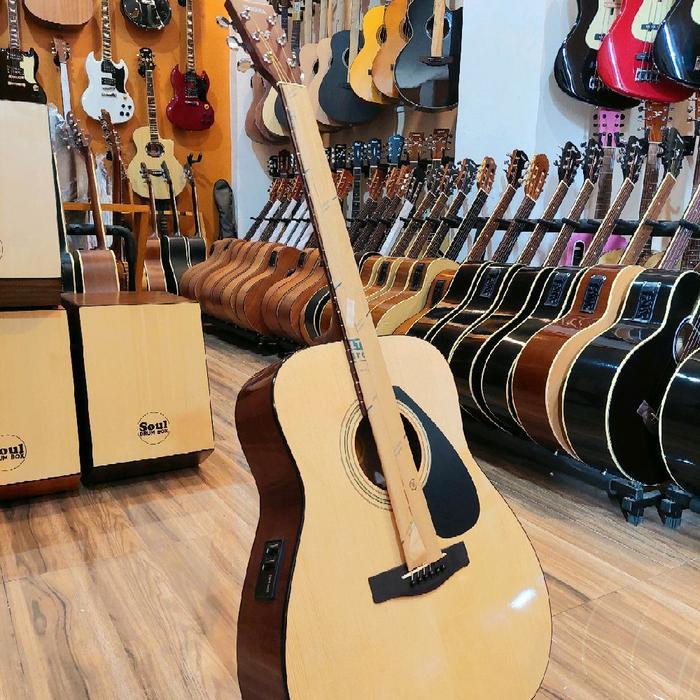 Original Gitar Yamaha F310 elektrik