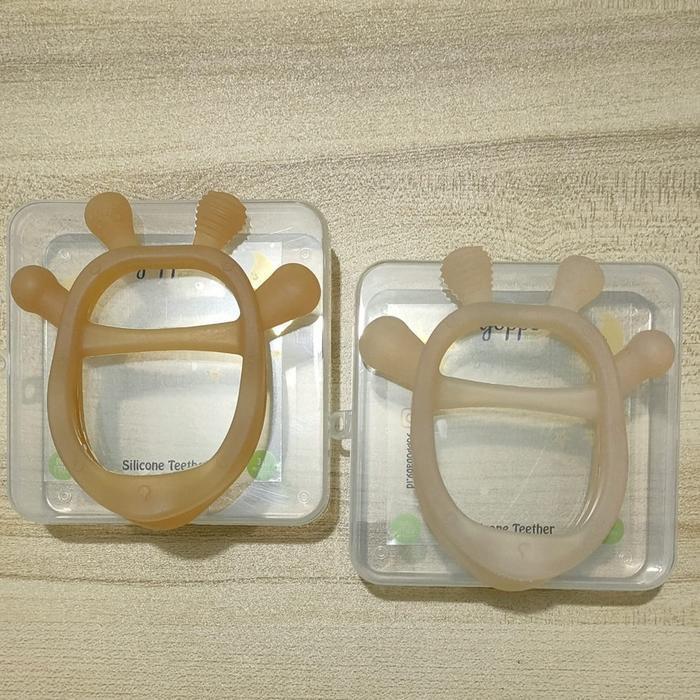 Gratis Ongkir Yoppo Baby - Teether Gelang Jerapah Free Case / Mainan Gigitan Bayi Bpa Free Teether