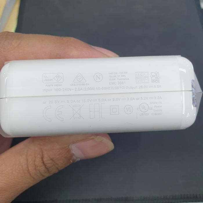 Charger 140W Usb-C Magsafe 3 Macbook Original 100%