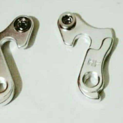 Hanger Rd Sepeda United Dan Pacific, Anting-Anting Rd Sepeda United