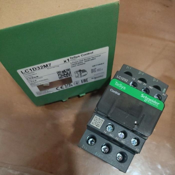 KONTACTOR CONTACTOR LC1D32 M7 CONTACTOR LC1D32M7 SIAP KIRIM