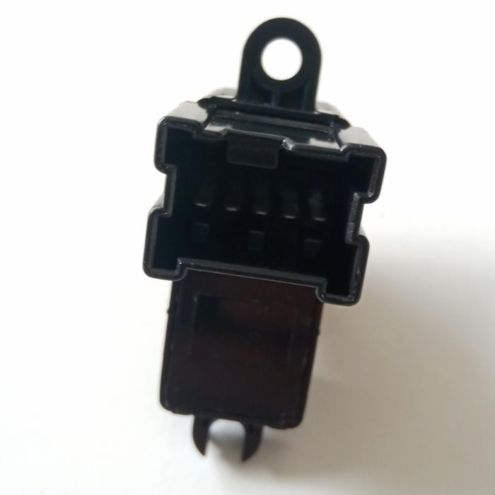 SWITCH ANAKAN POWER WINDOW LIVINA