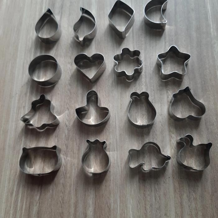 Cetakan Kue Kering Set 16Pcs Cookies Cutter Cetakan Kue kacang Salju