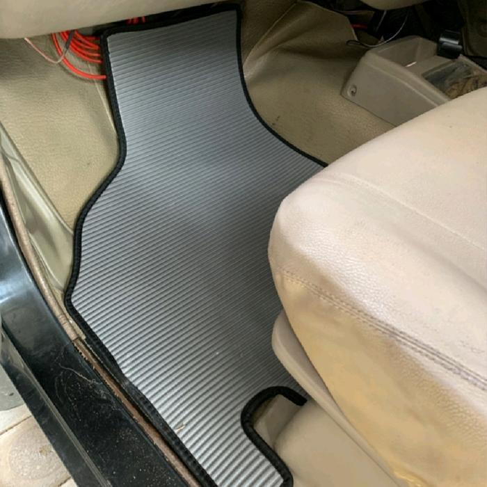 Kijang Kapsul 1998-2004