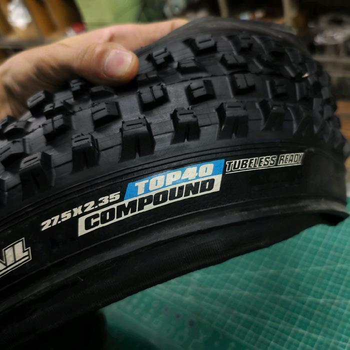 (1 Pcs) Ban Luar 650B 27.5 X 2.35 Vee Tire Co Snap Trail Top40 Compound Enduro Core Tubeless Ready
