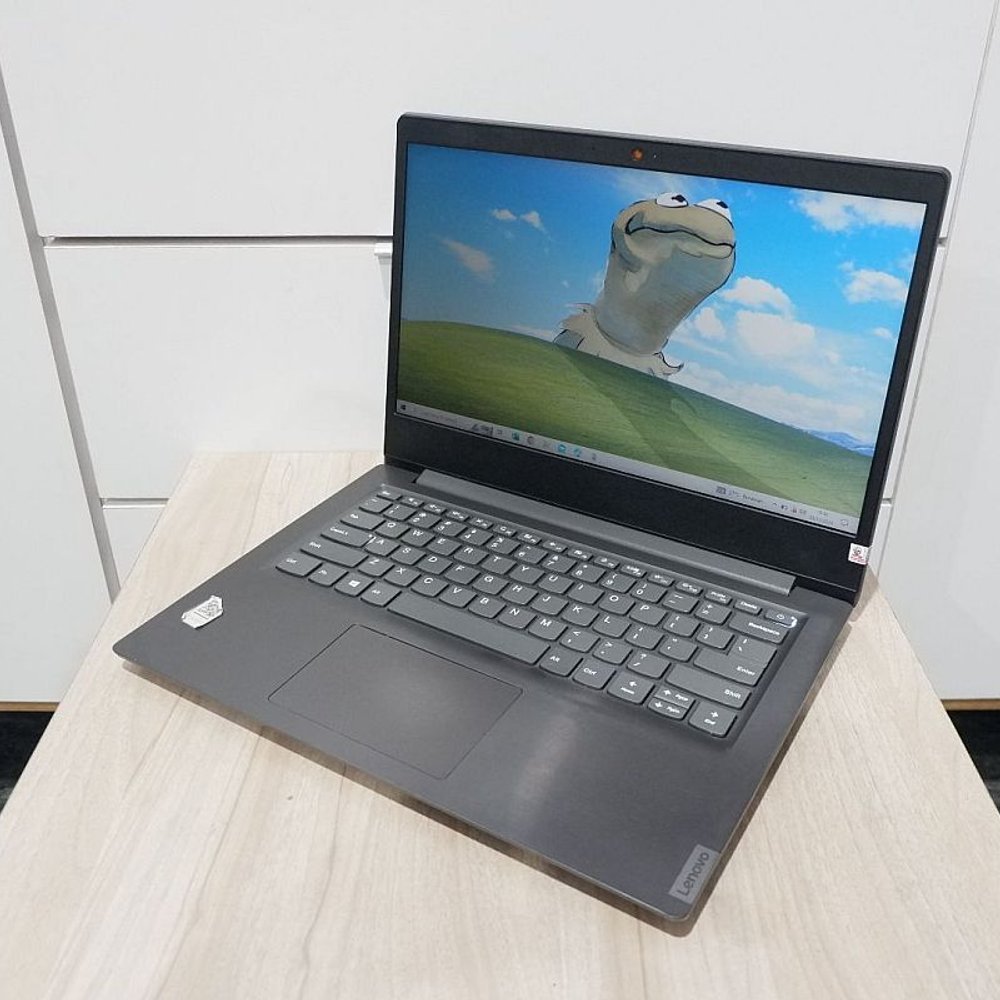 Laptop Lenovo V14-ADA AMD 3020e RAM 8GB SSD 256GB Cocok Untuk Produktivitas Second Berkualitas Berga