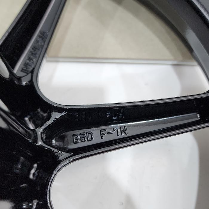 Cast Wheel Front Pelek Velg Vleg Racing Depan Yamaha Grand Filano Hitam Black Original