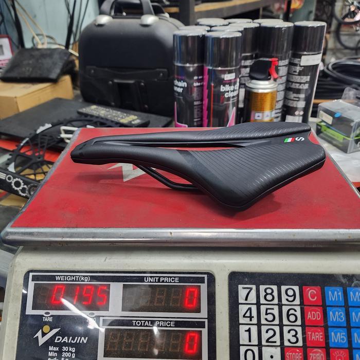 Saddle Toseek Pro 143 V1181 Ringan Dan Nyaman Bike Sadel Toseek Tipe Pro143 Ultralight