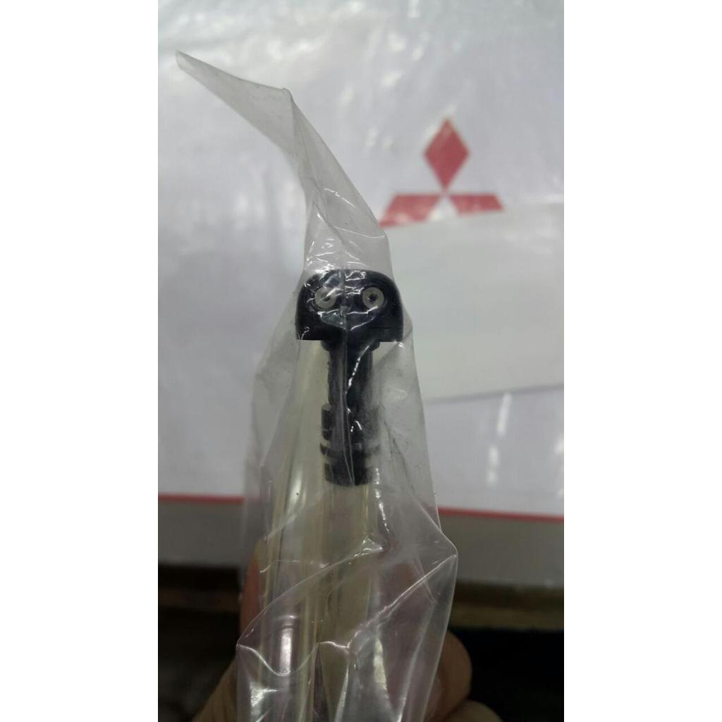 Nozzle Wiper Semprotan Mitsubishi Pajero Grandis Triton Lancer Galant