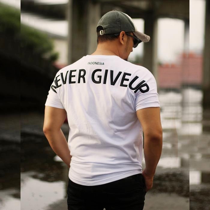 kwf6 Kaos Distro Pria Lengan Pendek Kaos Indonesia Sablon 3D Piramid P