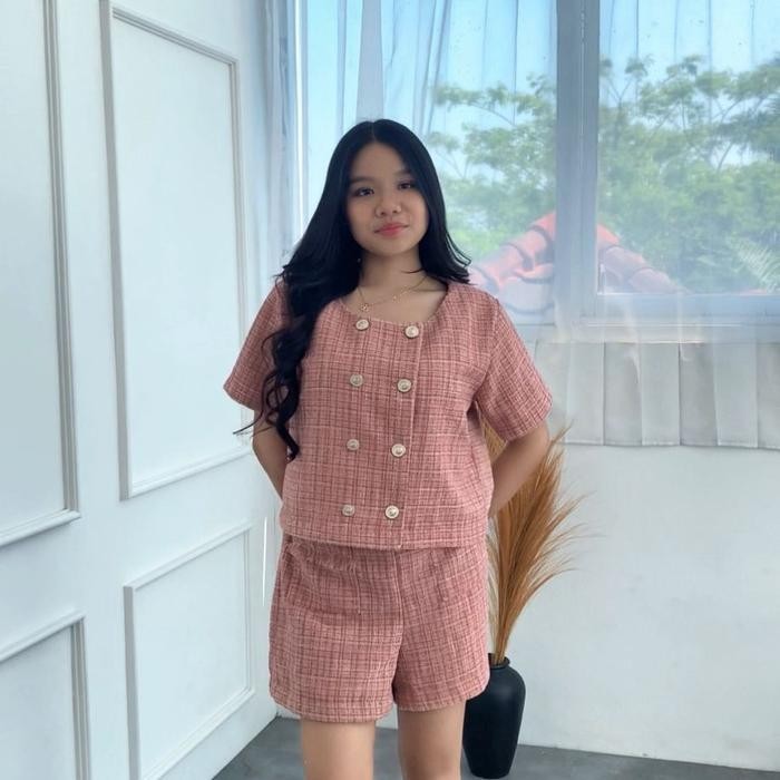 Sinyeong set - blazer tweed buttoned - celana pendek tweed - shorts - baju pesta Harga set