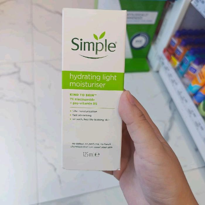 Simple Hydrating Light Moisturizer Cream Pelembap Wajah 125ml Original