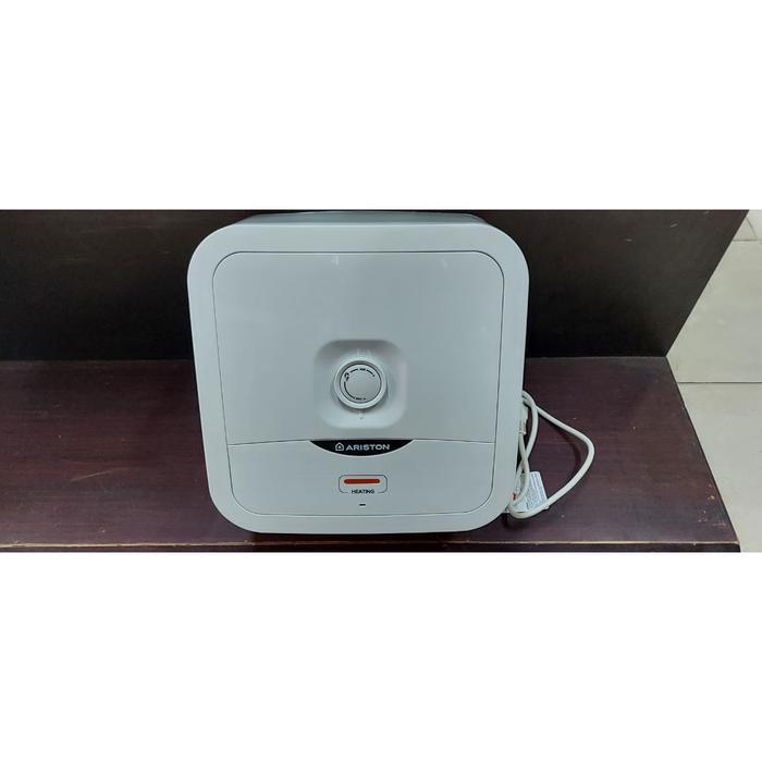 Do- Water Heater Ariston 15 lt/ Ariston an2 15 B