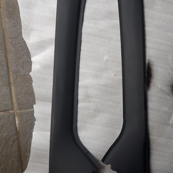 Cover Pillar A Panther Capsul Hitam Ori 00-19 Code Ris180